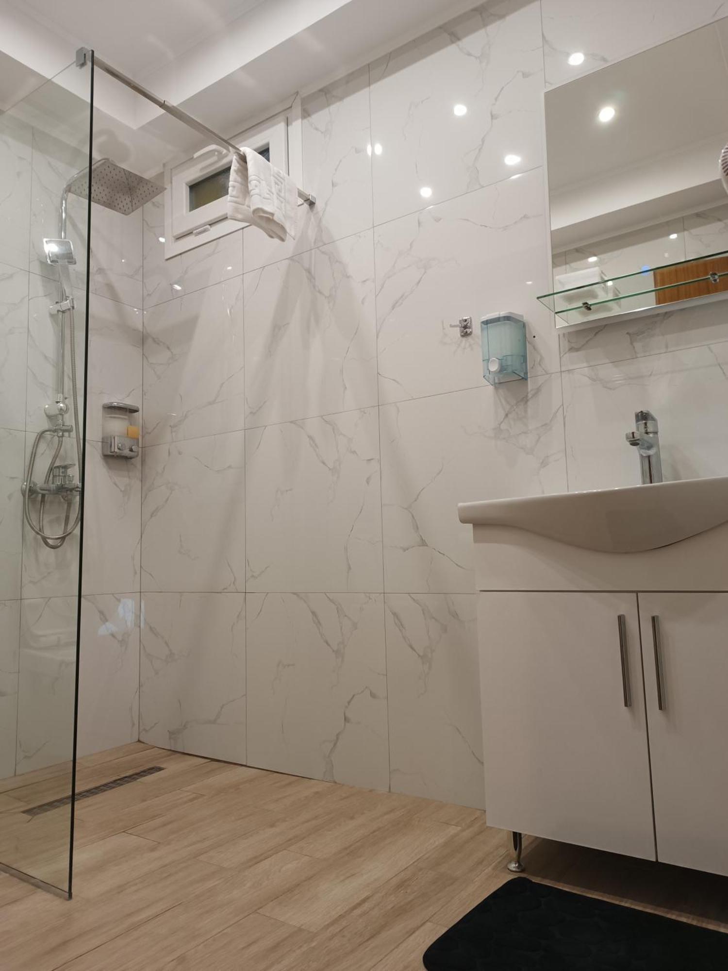 Pablo Boutique Rooms Neon Petritsion Екстер'єр фото